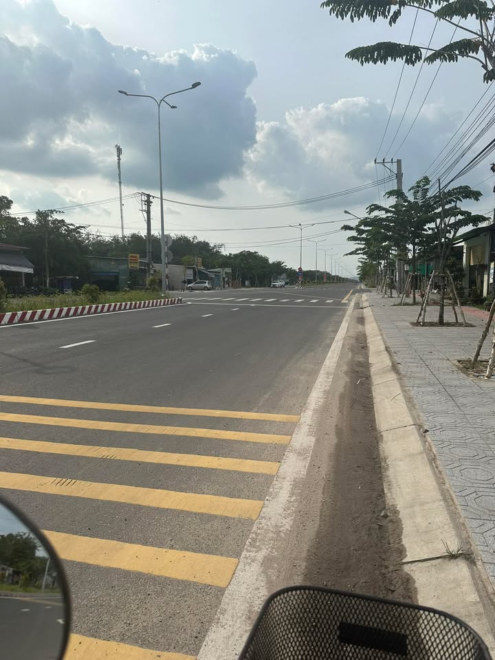 Đất mặt tiền DT749, xã Long Hòa, huyện Dầu Tiếng, 301m² - Cơ hội đầu tư tuyệt vời!