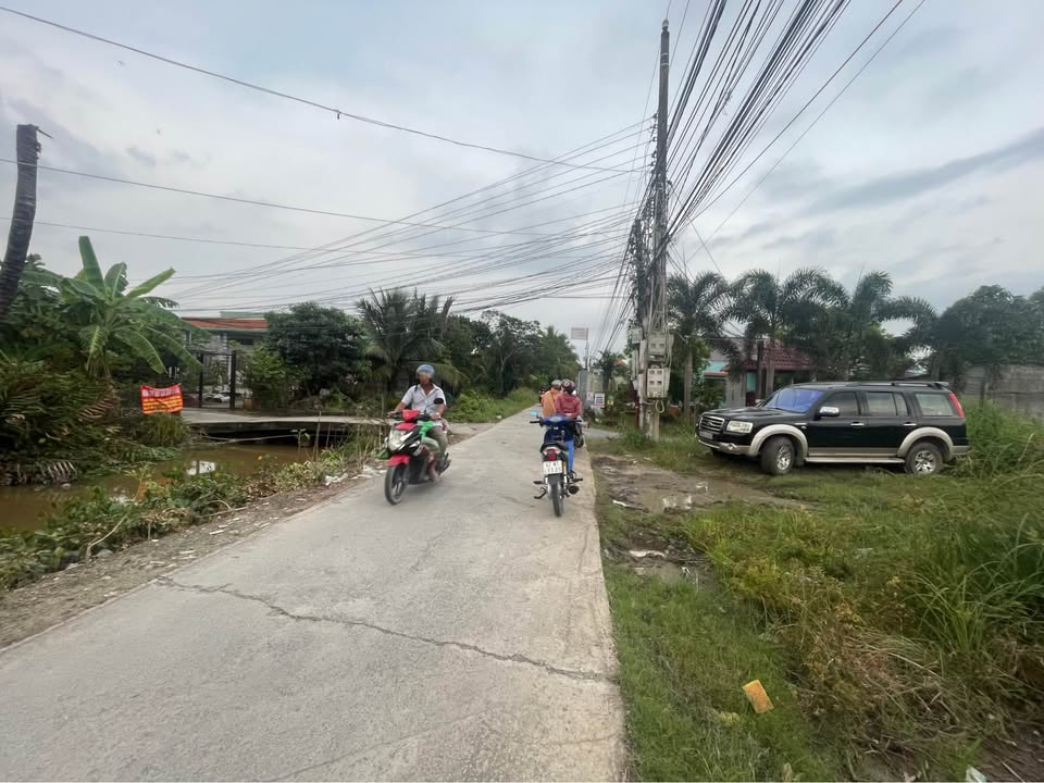 Đất nền Nhựt Chánh - Bến Lức 140m² giá 1.2 tỷ - Đầu tư sinh lời ngay!