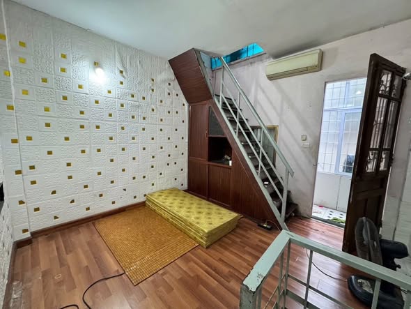 Nhà 4 tầng Thọ Lão, Hai Bà Trưng - 13m² giá 4.5 tỷ - Kinh doanh sầm uất!