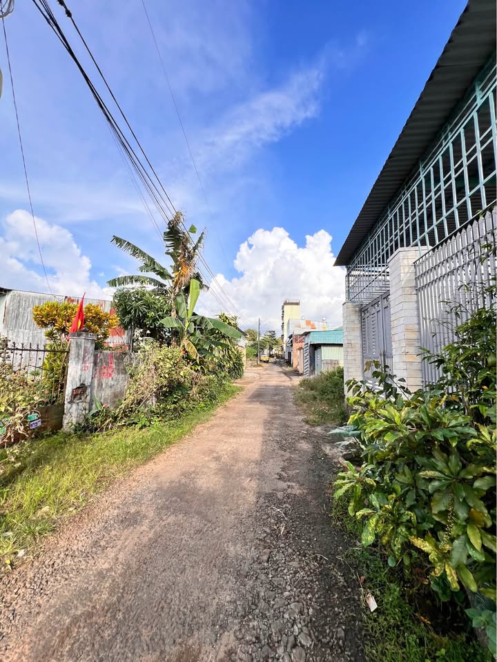 Đất thổ cư 276m² hẻm 591 Phạm Văn Đồng, Gia Lai - Giá chỉ 1.6 tỷ!