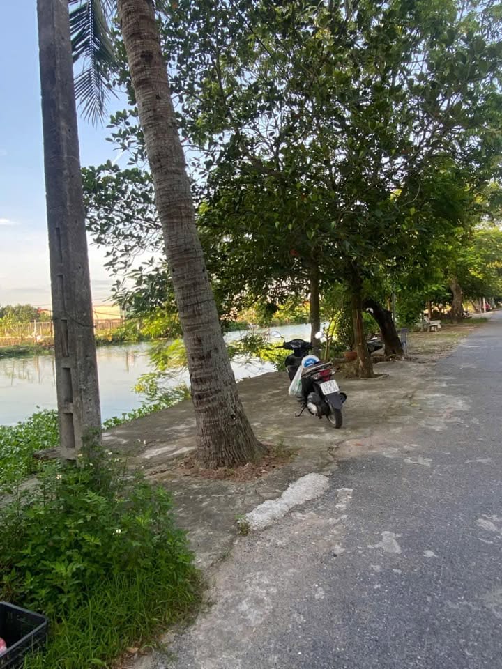 Lô đất Vũ Chính 74m² giá 2.1 tỷ - Đất vuông vắn, vị trí đẹp!