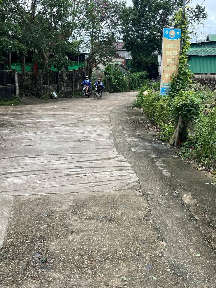 Đất nền Hương Khê 229.5m² giá thỏa thuận - Đường bê tông rộng rãi!