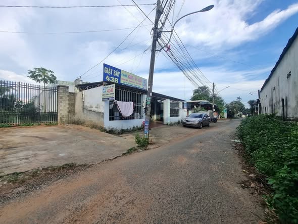 Đất mặt tiền Lê Quý Đôn, Pleiku 350m² giá 3 tỷ - Cơ hội đầu tư hấp dẫn!