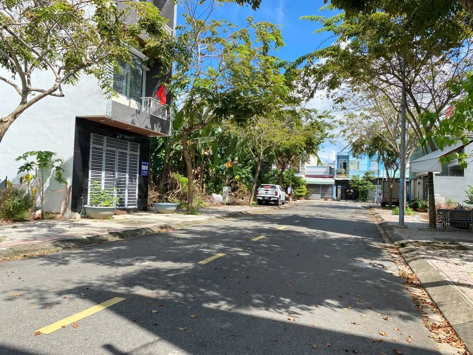 Đất thổ cư mặt tiền đường D1, phường Long Tâm, 105m² - Giá 3.05 tỷ, không lỗi phong thuỷ!