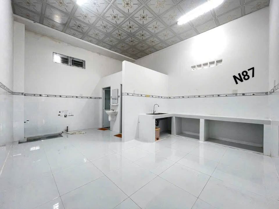 Nhà cho thuê đường Võ Văn Kiệt, Bình Thủy, Cần Thơ 64m² giá 3.1 triệu - Gần chợ và đền thờ Vua Hùng!