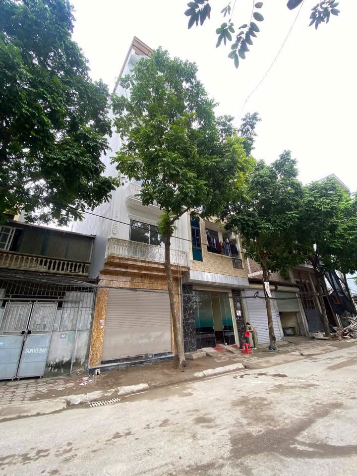 FrontHouse mặt tiền đường Yên Ngưu, Ngọc Hồi 40m² giá 10 tỷ - Cơ hội kinh doanh tuyệt vời!