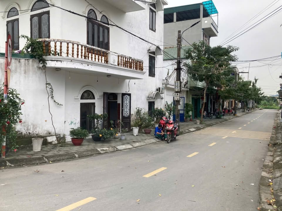 Đất nền đầu tư tại phố Hòa Bình, Ninh Bình 60,3m² giá 2.5 tỷ - Cơ hội đầu tư hấp dẫn!