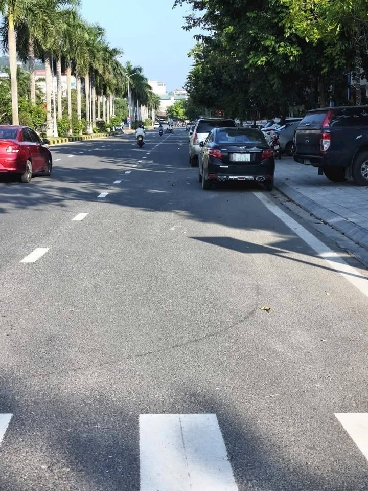 Đất kinh doanh Vĩnh Yên 100m² giá 7 tỷ - Vị trí đắc địa trung tâm KCN Khai Quang!