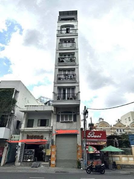 Nhà mặt tiền Trần Quang Khải, Quận 1, 68m² giá 46 tỷ - Đầu tư sinh lời ngay!