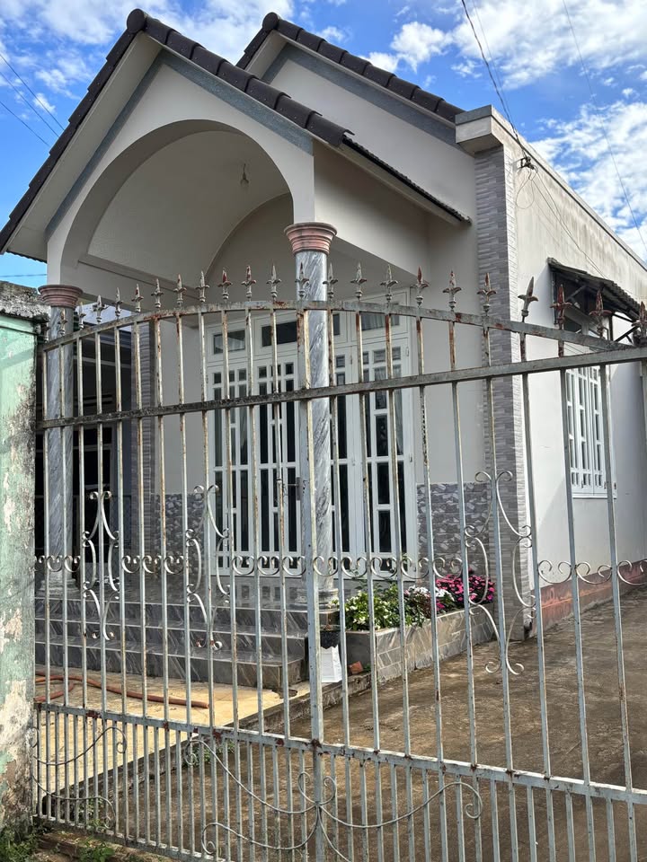 Nhà đất Bảo Lộc 500m² giá 5 tỷ - Mặt tiền rộng rãi, thuận tiện kinh doanh!