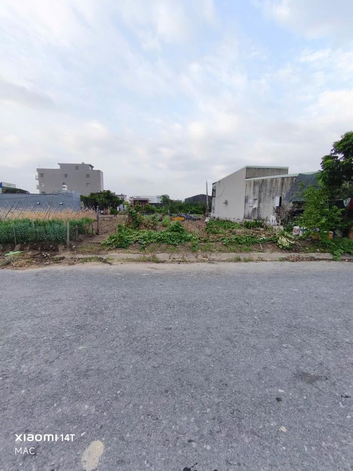 Đất nền TĐC Đồng Dứa 90m² giá 3.06 tỷ - Hướng Đông, đường trải nhựa rộng 20m!