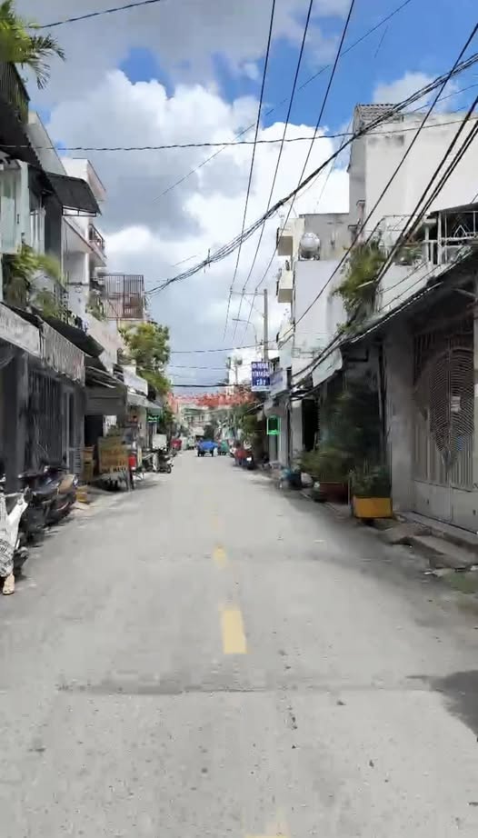 Nhà mặt tiền kinh doanh đường DS 10, Bình Tân, 64m² giá 4.95 tỷ - Mặt tiền đẹp, sẵn sàng kinh doanh!