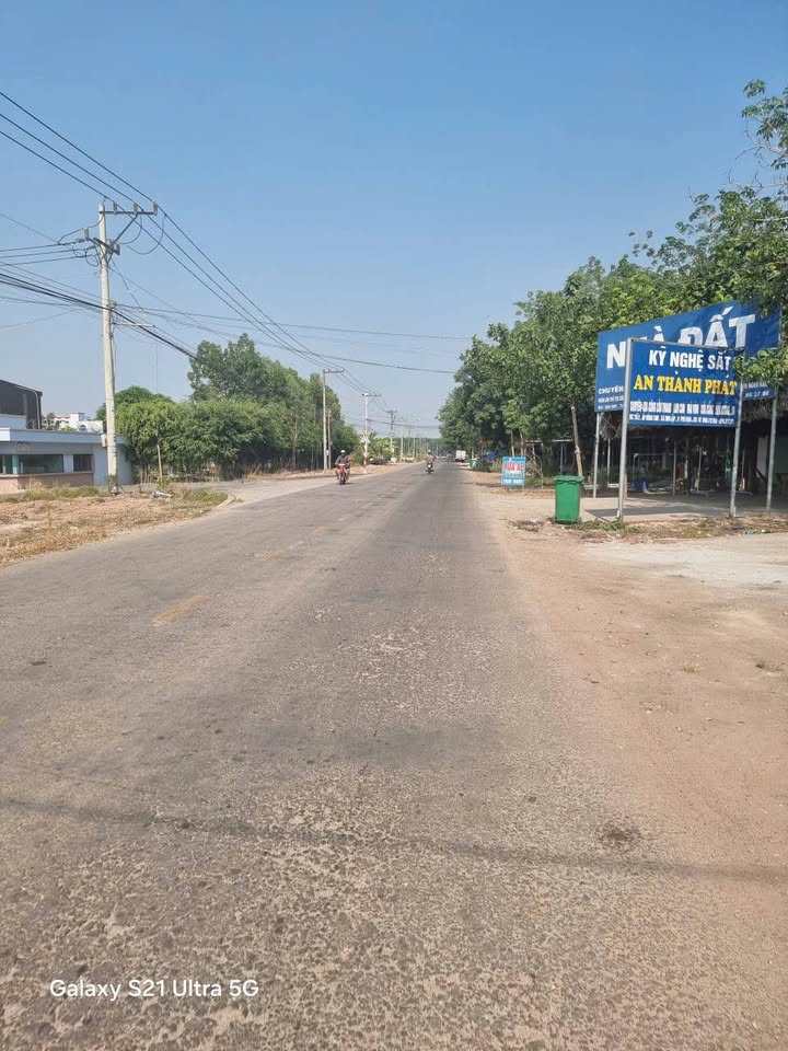 Đất nền Phú Giáo 100m² giá chỉ 330 triệu - Sổ chung, gần khu công nghiệp VISIP4!