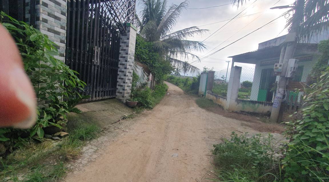 Đất nền Phan Rang-Tháp Chàm 300m² giá chỉ 320 triệu - Cơ hội đầu tư tuyệt vời!