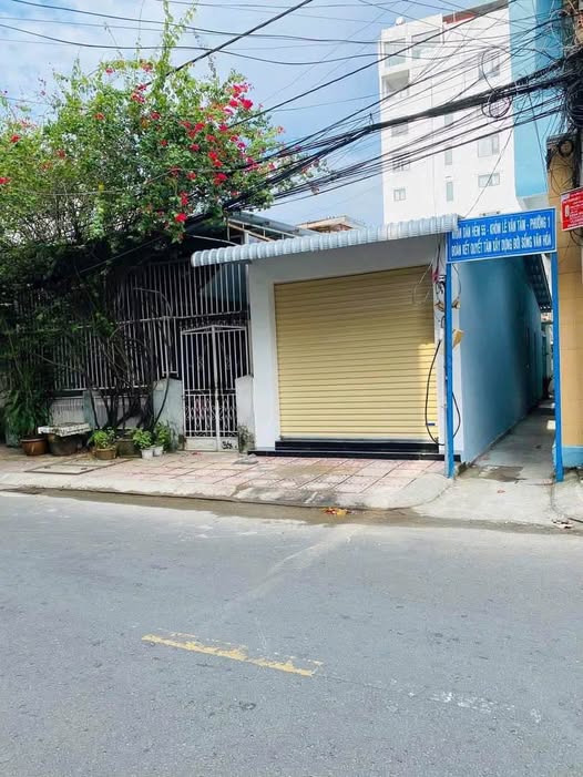 Nhà mặt tiền đường Lê Văn Tám, phường 1, TP Vĩnh Long 56.6m² giá 3.25 tỷ - Kinh doanh sầm uất!