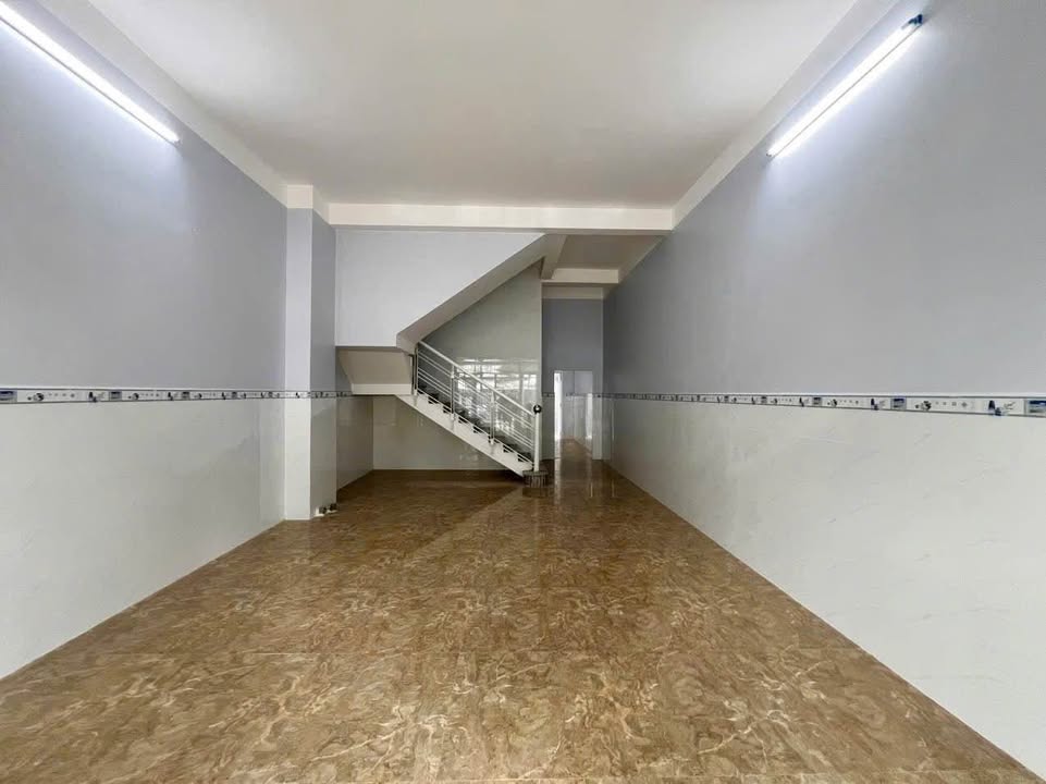 Nhà mặt tiền 3/2 KĐT Phú Cường 105m² giá 5.8 tỷ - Đầu tư sinh lời ngay!