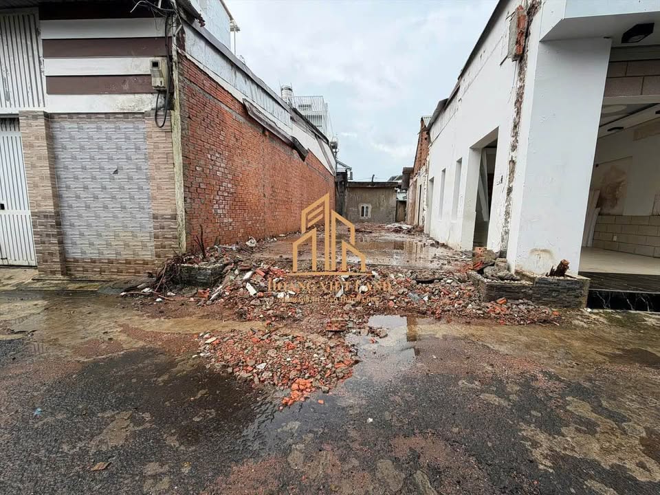 Đất mặt tiền Nguyễn Hiền, Buôn Ma Thuột 77m² giá 4.68 tỷ - Cơ hội đầu tư sinh lời!