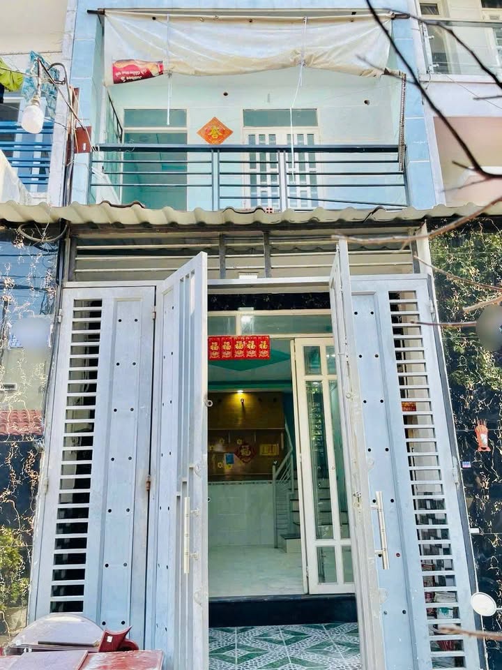 Nhà hẻm Võ Văn Kiệt, quận 6 - 42.6m² giá 4.65 tỷ - Đầu tư sinh lời!