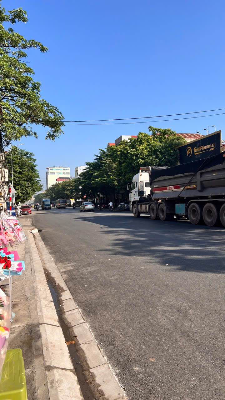 Đất nền phố Ba Huyện, Bắc Ninh 100m² giá 9 tỷ - Vị trí kinh doanh sầm uất!