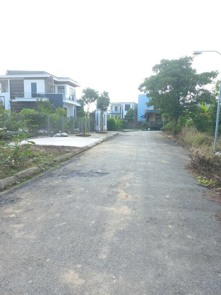 Căn hộ chung cư Tất Xứng An Hồng 100m² giá 2.3 tỷ - Vị trí đắc địa, tiện ích đầy đủ!