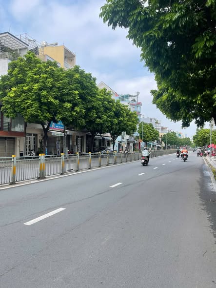 Nhà mặt tiền Tân Hóa, Quận 6, 27m² giá 7 tỷ - Kinh doanh sầm uất!