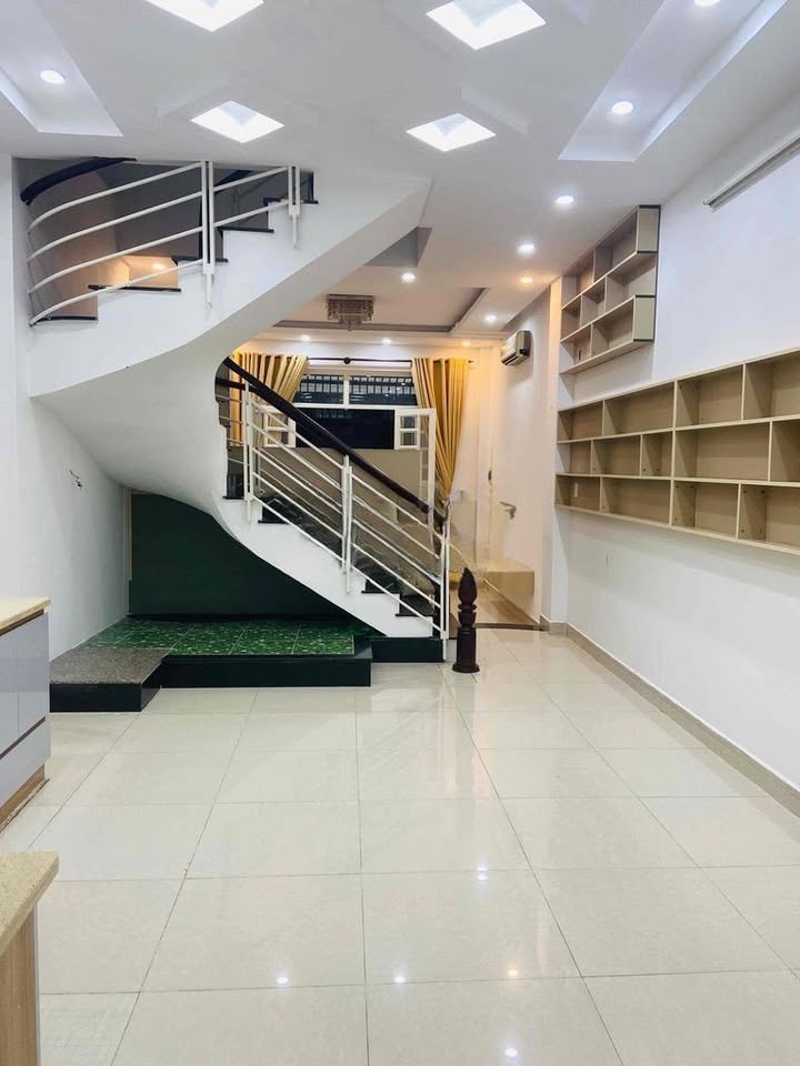 Nhà cho thuê hẻm đường số 9, Hiệp Bình Phước 56m² - Full nội thất, dọn vào ở ngay!