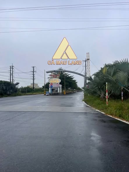 Nhà đất + quán cafe mới xây tại Võ Văn Kiệt, 200m² giá 3.2 tỷ - Kinh doanh thuận lợi!