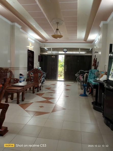 Nhà phố 1 trệt 1 lầu mặt tiền đường Mai Văn Trương - 120m² chỉ 3 tỷ!