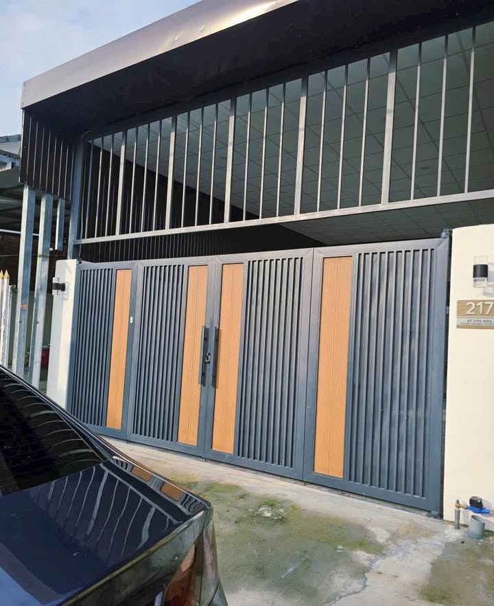 Nhà mới hoàn thiện MT Cơ Thánh Vệ - Phường Tân Ninh 153m² giá 2 tỷ - Thiết kế hiện đại, không gian thoáng mát!