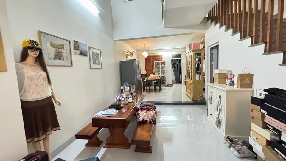 Nhà mặt tiền Hoàng Thế Thiện, Đà Nẵng 120m² - Kinh doanh sầm uất, sổ đỏ chính chủ!