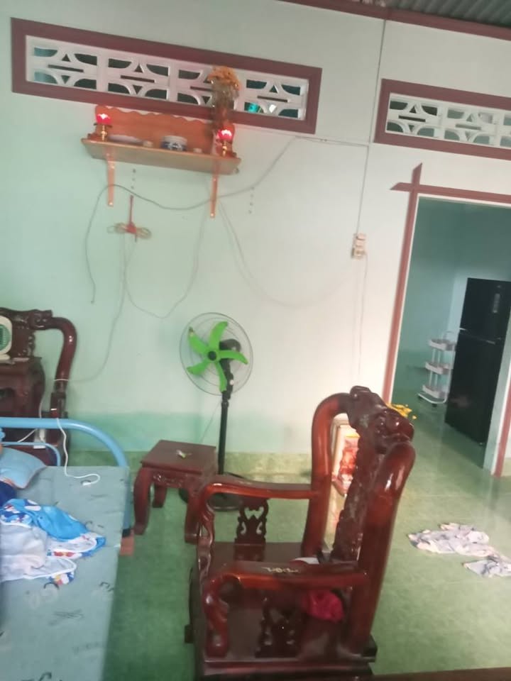 Bán đất tặng nhà cấp 4 KDC Bến Lội - Lại An, 100m² chỉ 1.69 tỷ - Sổ đỏ chính chủ!