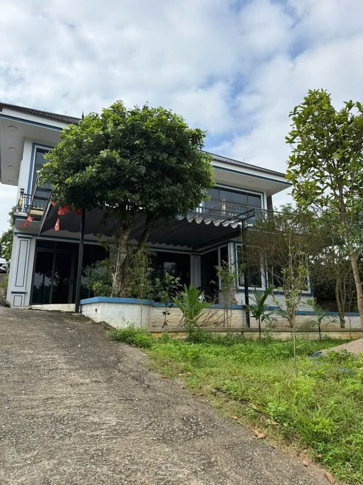 Đất nền Minh Quang Ba Vì 7300m² - Sổ đỏ chính chủ, giá thương lượng hấp dẫn!