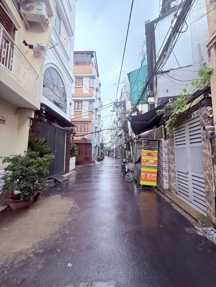 Nhà phố Hồ Biểu Chánh, Phú Nhuận 68m² giá 9.8 tỷ - Khu dân trí cao, an ninh!