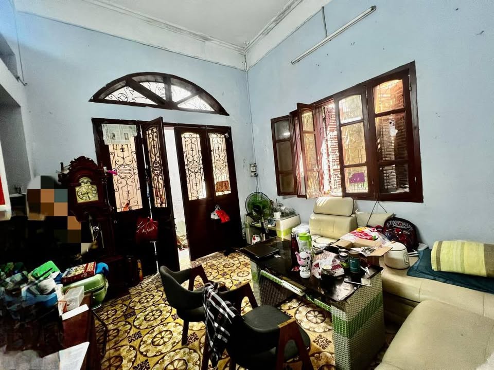 Bán Đất Ngõ Đội Cấn Ba Đình 58m² giá 11.7 tỷ - Tiềm năng phát triển vượt trội!