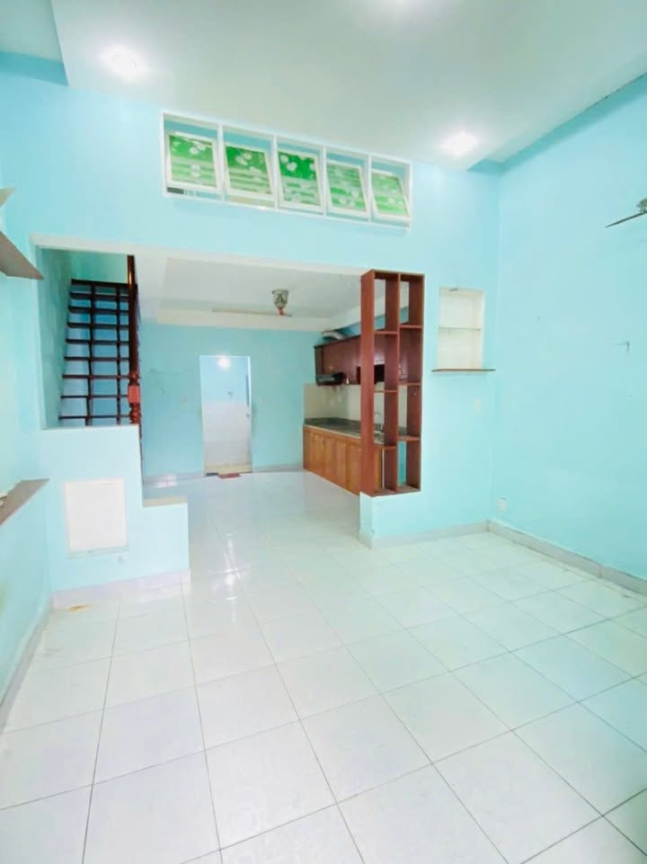 Nhà hẻm 6m đường 385, Thủ Đức 30.4m² giá 3.85 tỷ - Sổ hồng riêng, thương lượng