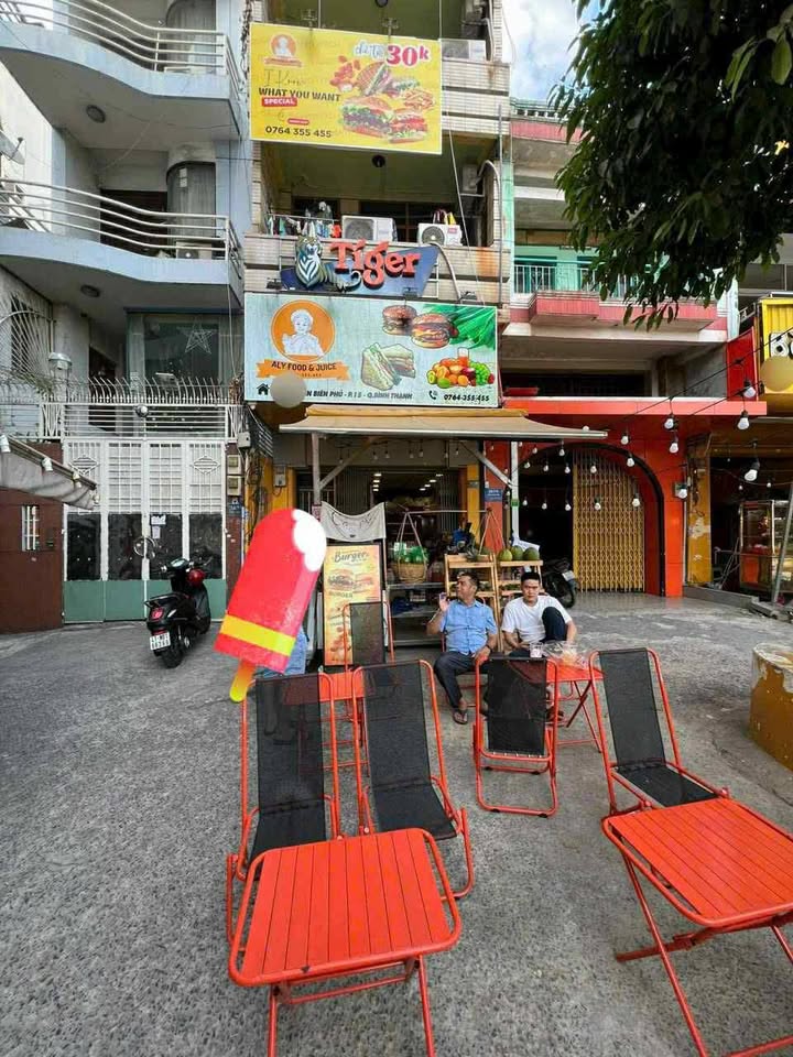 Nhà mặt tiền cho thuê đường Điện Biên Phủ, Bình Thạnh 21m² - Kinh doanh thuận lợi!