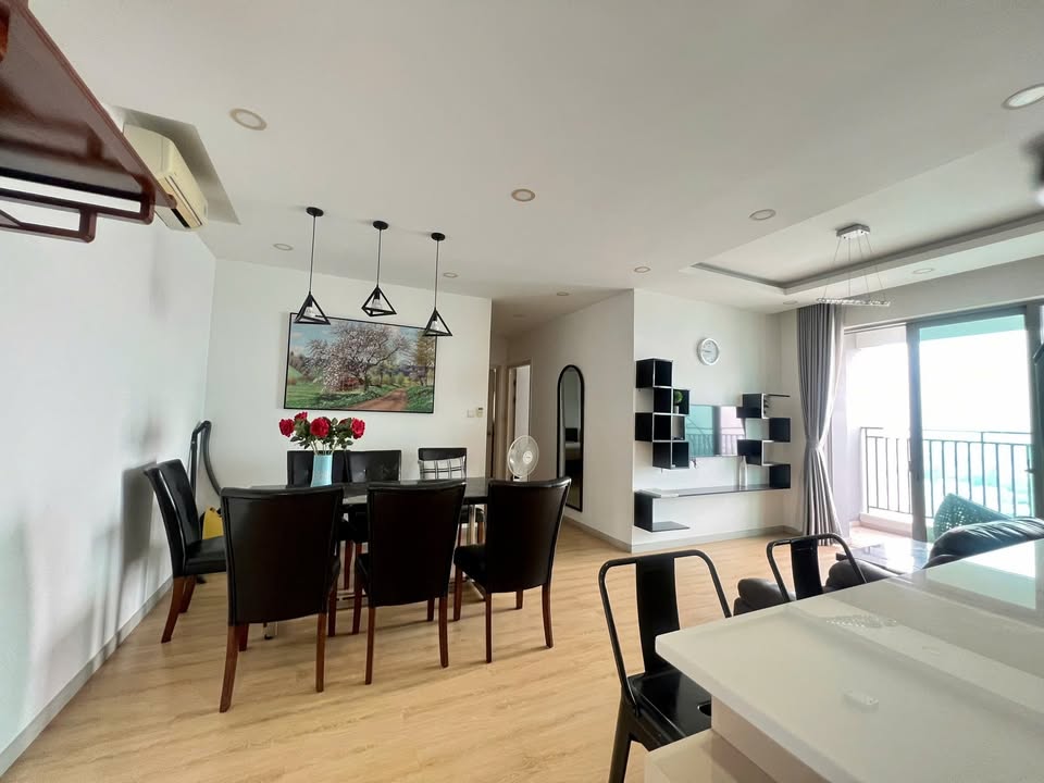 Căn hộ cao cấp Riviera Point quận 7 91m² giá 20 triệu - View thoáng mát, sẵn sàng cho thuê!