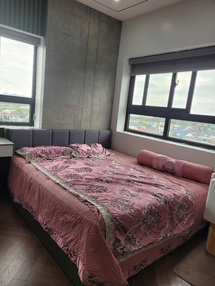 Chung cư Cửa Tiền Vinh 64m² giá 2 tỷ - Nội thất xịn xò, sẵn sàng ở ngay!