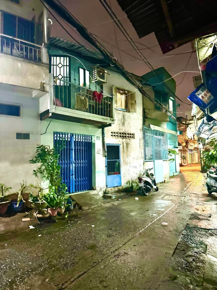 Nhà phố hai mặt tiền Đội Cung, P11, Q11 - Diện tích 28.08m², giá 4 tỷ - Cơ hội vàng cho nhà đầu tư!