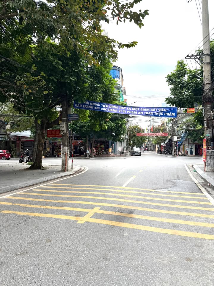 Nhà 3 tầng Mặt Đường Vị Xuyên, Nam Định 53m² giá 7.2 tỷ - Kinh doanh thuận lợi!