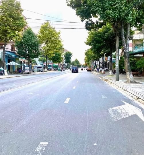 Đất nền lô góc 114m² tại Hai Bà Trưng, Quảng Ngãi - Giá chỉ 2.45 tỷ!