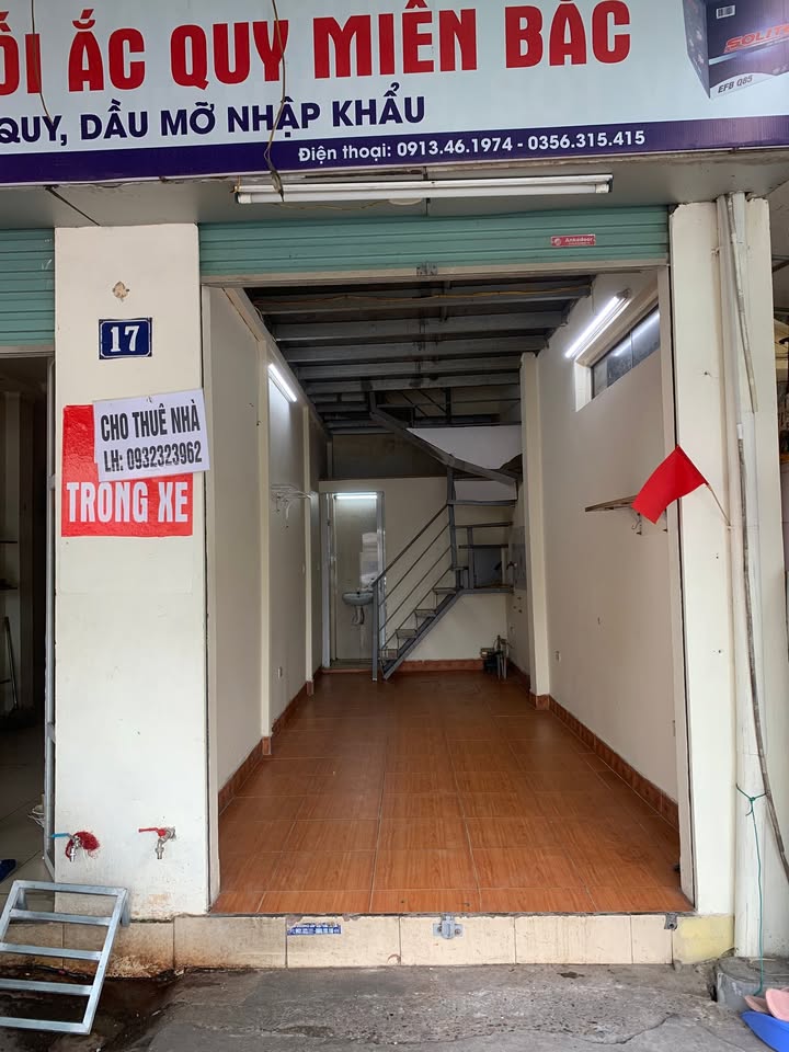 Cho thuê nhà 2 tầng phố Ngô Gia Khảm 34m² - Vừa ở vừa kinh doanh ngay bến xe Gia Lâm!