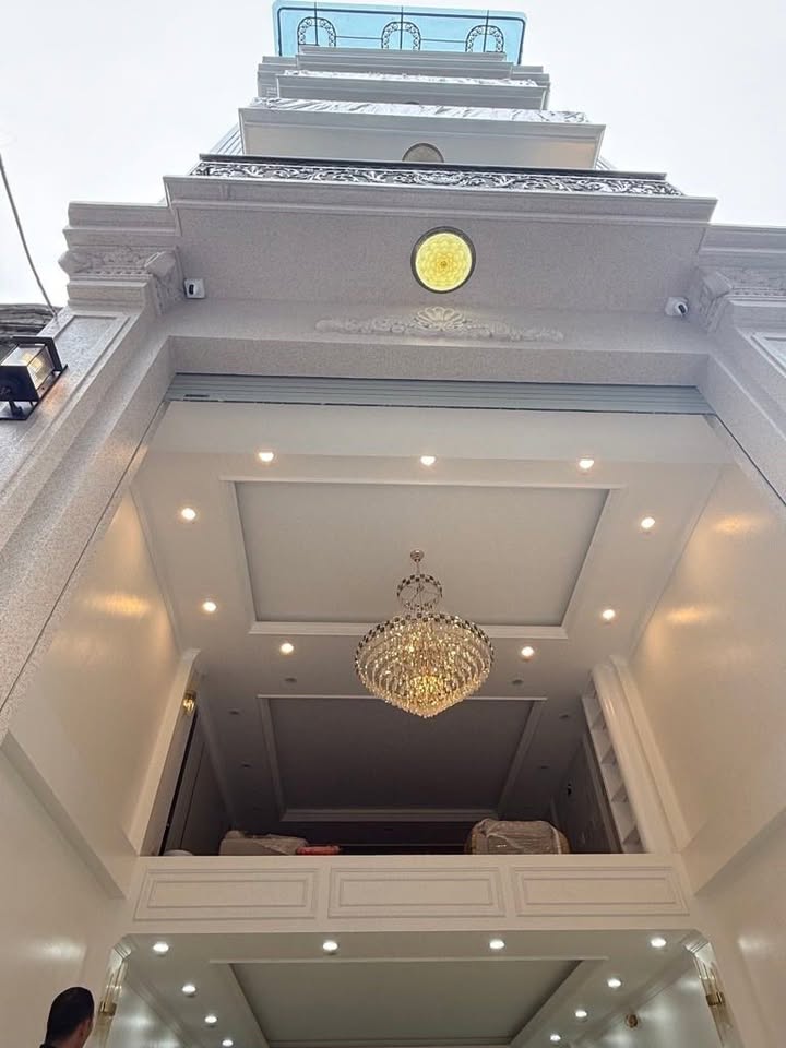 Nhà mặt phố Tam Trinh Hoàng Mai 78m² giá thỏa thuận - Kinh doanh sầm uất, ô tô tránh!