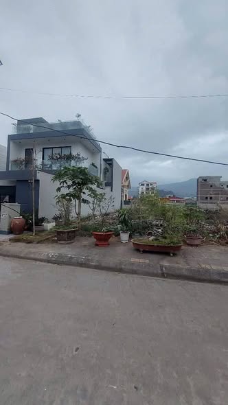 Bán gấp lô đất BT Cẩm Bình, Cẩm Phả, 287.5m² - Hướng Nam, giá tốt