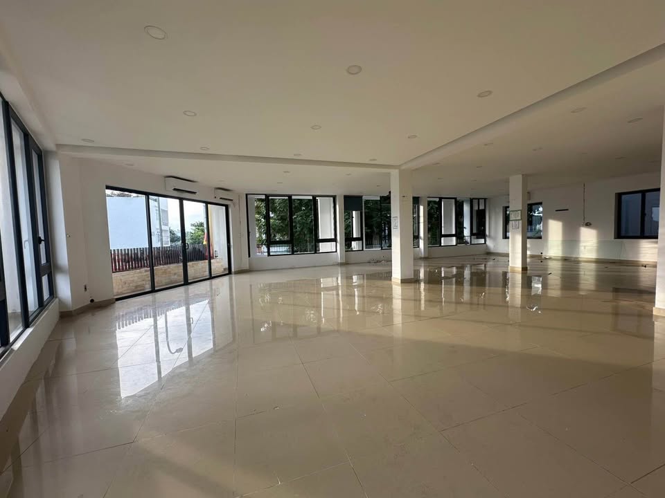 Cho thuê nhà nguyên căn đường số 12 KĐT Hà Quang 2 - Diện tích 182m², giá 45 triệu/tháng, phù hợp làm văn phòng!