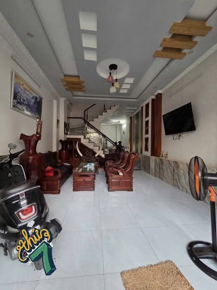 Nhà trệt lầu hẻm 1 Đ. Nguyễn Tri Phương, P. Tân An, 67m² giá 3 tỷ - Không thể bỏ lỡ!