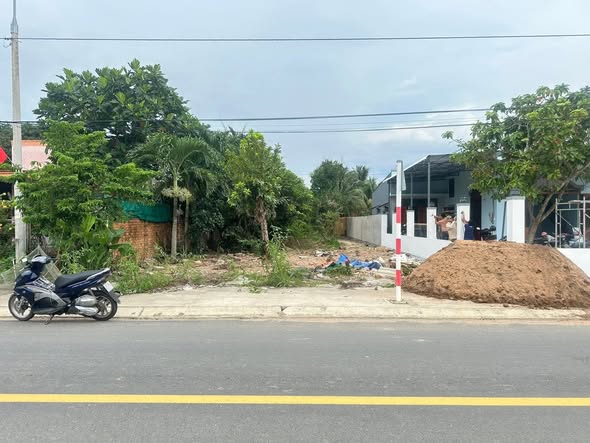 Đất nền mặt tiền đường nhựa Xã Phú Hòa, Đồng Nai 451m² giá 2.1 tỷ - Đầu tư kinh doanh sinh lời!