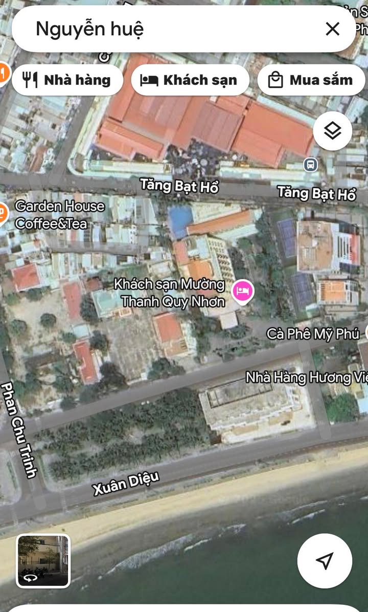 Bán nhà 4 tầng ôm góc 2 mặt tiền đường Nguyễn Huệ, Quy Nhơn 68m² - Sát biển, giá tốt!