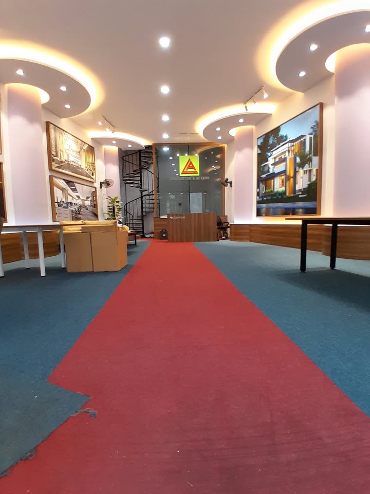 Cho thuê mặt bằng kinh doanh 160m² tại Giải Phóng - Hồ Linh Đàm, giá 18.5 triệu/tháng!