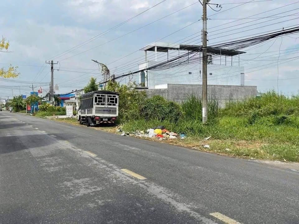 Nhà mặt tiền đường Châu Thị Kim, Vĩnh Ngãi, Tân An 138m² giá 2.1 tỷ - Đầu tư sinh lời cao!